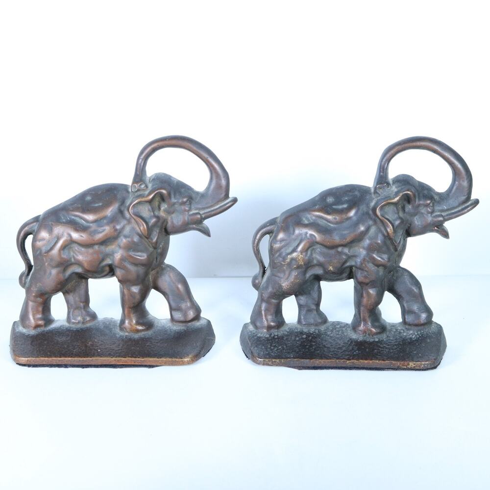 Vintage Brass Colored Cast Metal Elephant Bookends 7.25” Tall